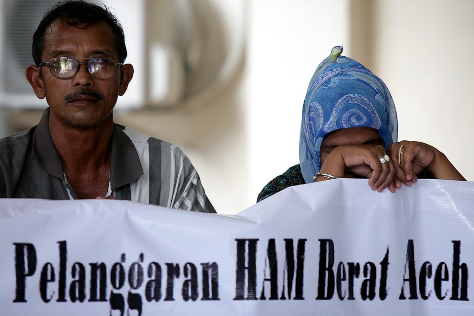 Akbar Faizal Didesak Minta Maaf, Masa Lalu Bersama Jokowi Kembali Menghantuinya