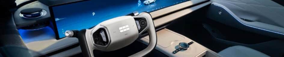 Geely Galaxy E8: Sedan Listrik Mewah dengan Layar 45 Inci!