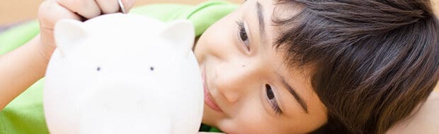 Mau Anak Pintar Kelola Uang? Ajarkan Menabung Sejak Dini!