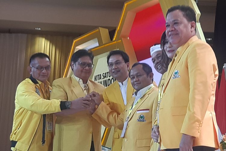 Airlangga Hartarto Mundur dari Kursi Ketua Umum Golkar, Minta Maaf atas Kesalahan