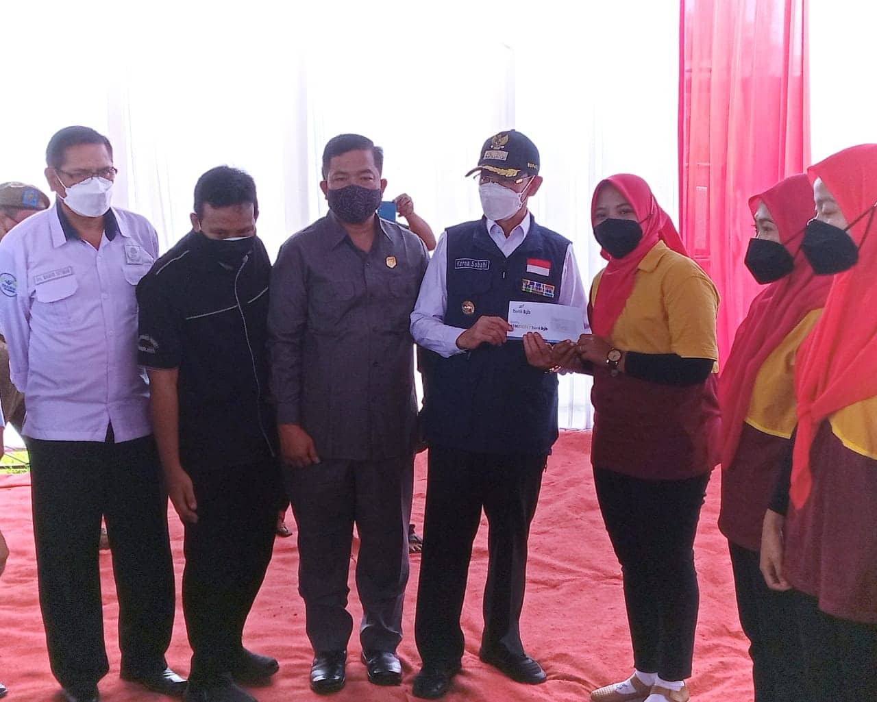 Banyuwangi Bagi-bagi Rezeki: Buruh Rokok dan Tani Tembakau Dapat BLT Rp1,8 Juta Setahun!