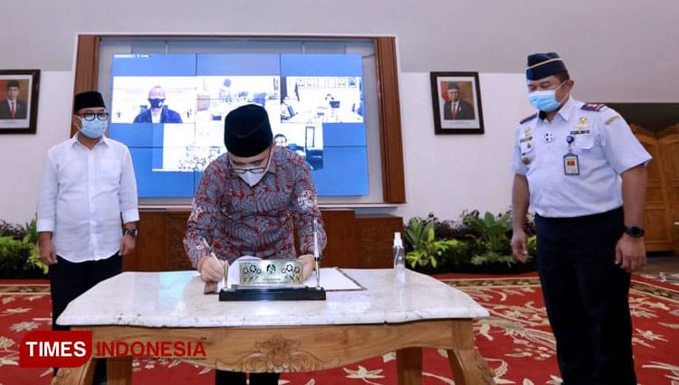 Lulusan Akademi Penerbangan Banyuwangi Didorong Berkarakter dan Humanis di Era Digital