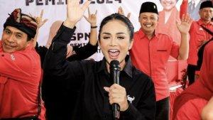 Duet Kris Dayanti-Kresna Dewanata di Pilwali Batu Tunggu Restu Parpol