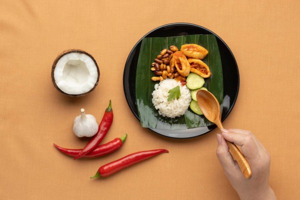 Nasi Daun Jeruk Rice Cooker: Wangi, Gurih, Anti Ribet!