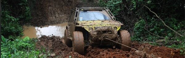 Petualangan Offroad Ekstrim: Jungle Rush 2025, Lumpur Menanti!