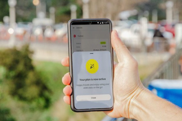 Pindah ke eSIM? Gunakan Nomor Lama Anda! Begini Caranya