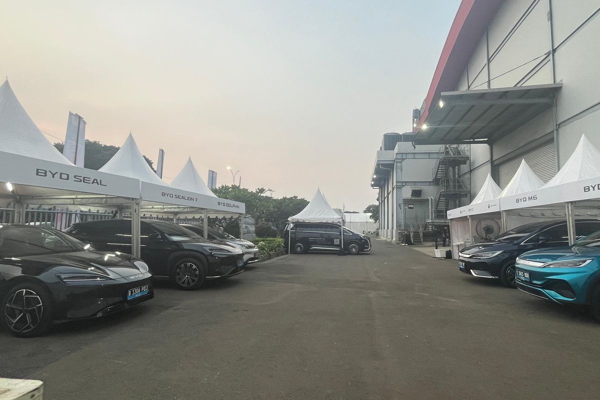 Rasakan Sensasi BYD & Denza, Test Drive PEVS 2025
