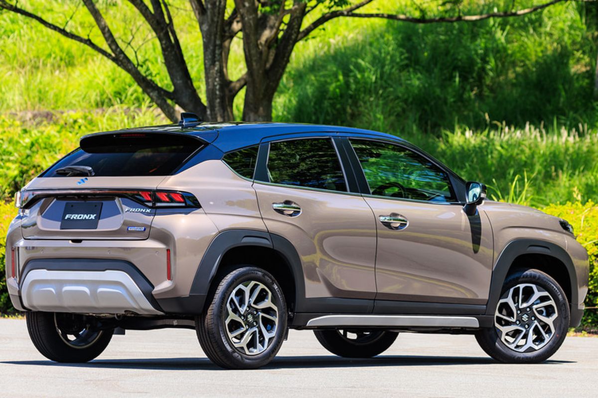 Suzuki Fronx vs Rival: Unggul Mana? Spesifikasi & Harga Terlengkap