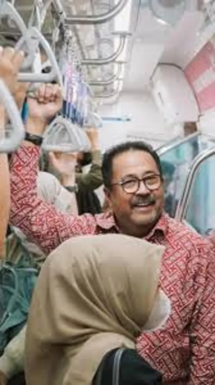ASN DKI Jakarta Wajib Naik Angkot Setiap Rabu, Mulai 2025