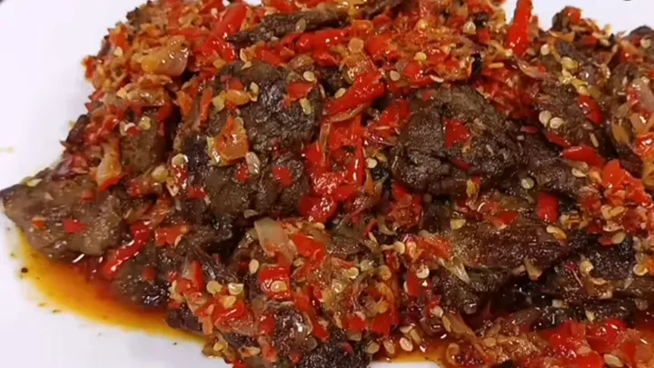 Awetkan Daging Kurban Idul Adha 1445 H: 8 Tips Anti Ribet