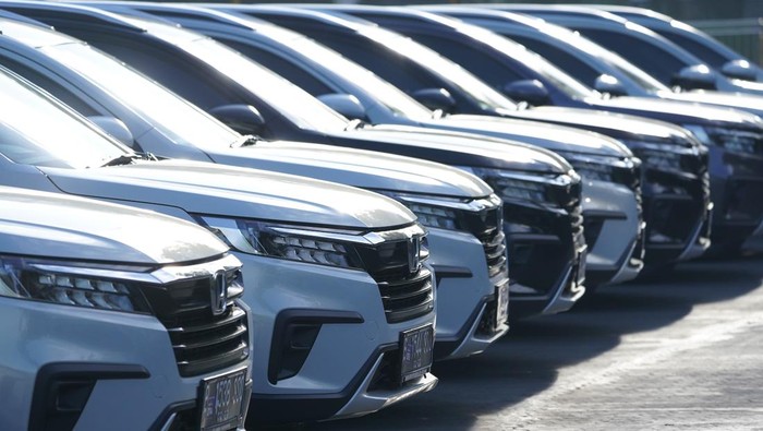 BR-V Gantikan Mobilio: LSUV Taksi, Fenomena Baru?