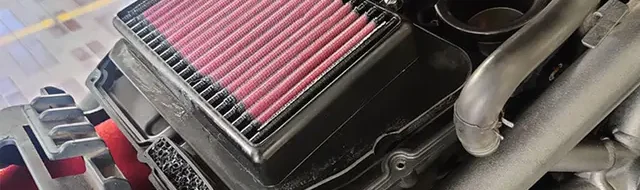 Bahaya Mencuci Filter Udara Motor: Rusak Mesin?