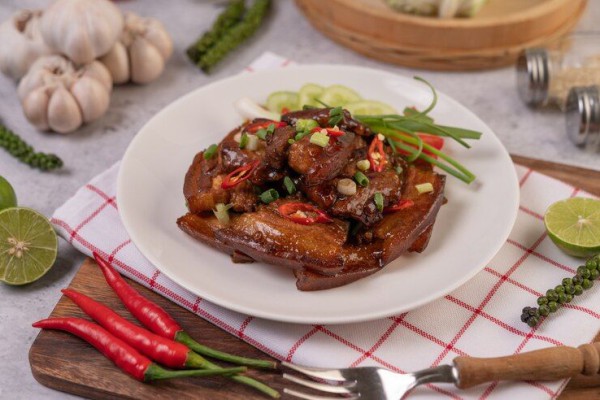 Bebek Ali Borme Bandung: Resep Legendaris, Cita Rasa Tak Terlupakan