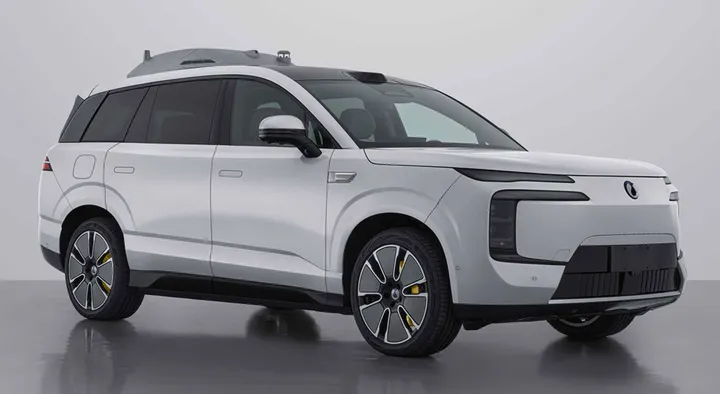 Denza N8L: SUV Mewah 6 Kursi, Drone Canggih, Harga Premium