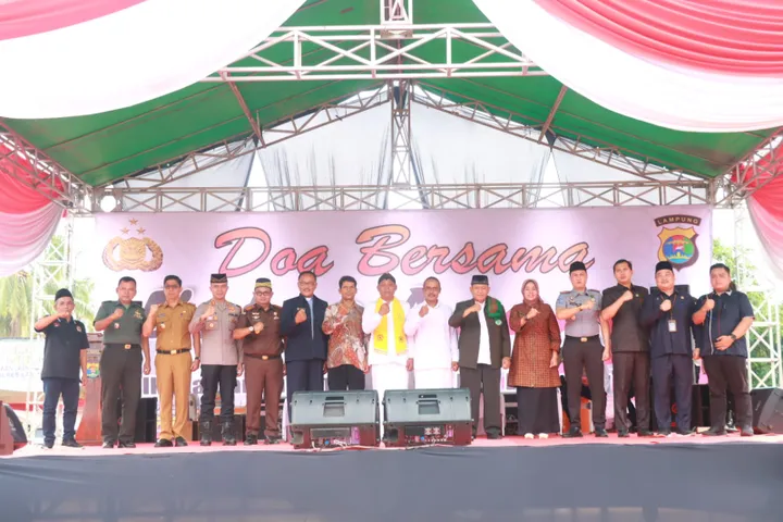 Doa Bersama Lintas Agama: Pilkada Lampung Timur 2024 Damai