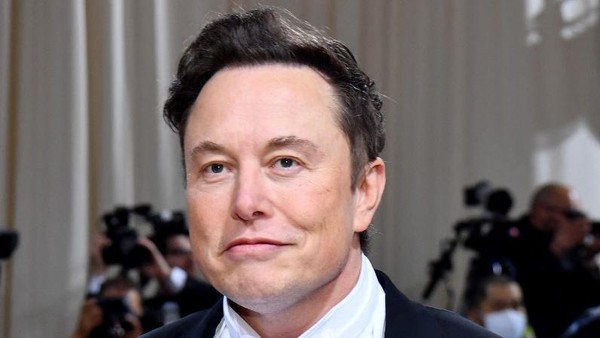 Elon Musk Ngamuk! Tesla PHK Dirinya Sendiri?