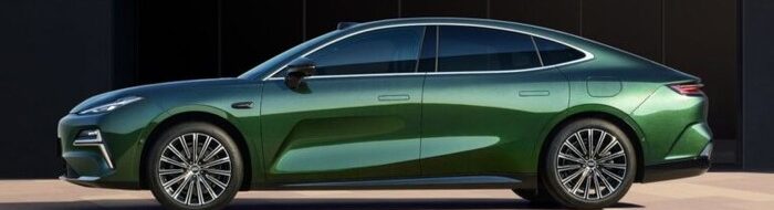 Geely Hybrid: Mobil Canggih Rp200 Jutaan, Spesifikasi Mengesankan?