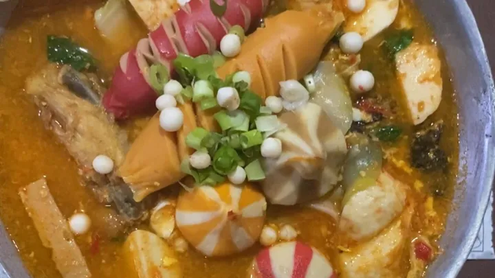 Hangatkan Diri dengan Seblak Bandung: Kuliner Nusantara Anti-Mainstream