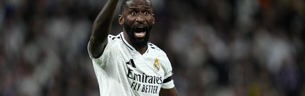 Hanya 4 Bek Real Madrid yang Siap Bertanding