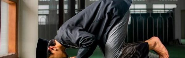 Jadwal Sholat Jawa Timur 20 Mei 2025: Lengkap Imsak hingga Isya