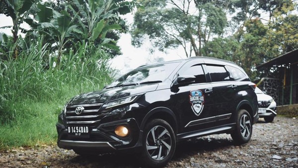 Jambore Nasional Teruci Bandung: 200 Mobil, Aksi Spektakuler!