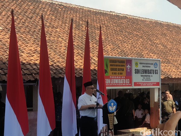 Janji Prabowo Hari Guru 2024: Terwujudnya Hardiknas 2025?