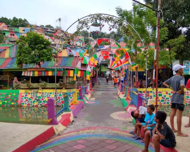 Kampung Pelangi Semarang: Transformasi Dahsyat, Destinasi Wisata Baru