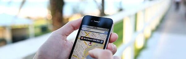 Lacak Lokasi Seseorang: WhatsApp & Google Maps Mudah