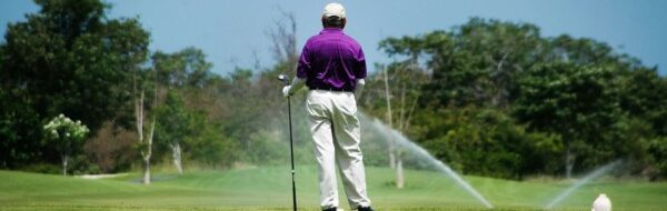 Lapangan Golf Dekat Rumah? Risiko Parkinson Meningkat!