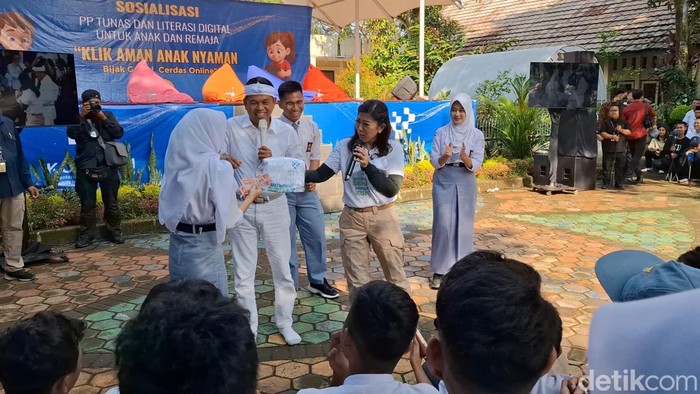 Meutya Hafid-Dedi Mulyadi: Strategi Jitu Tekan Inflasi Jabar