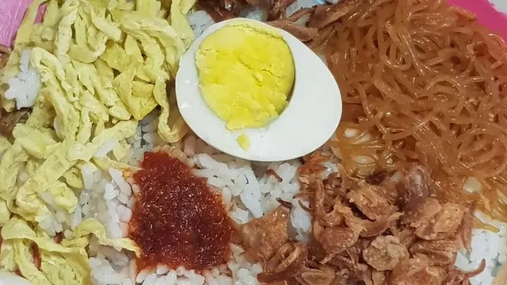 Nasi Gemuk Kudus: Sarapan Legendaris Nusantara, Rasanya Bikin Nagih!
