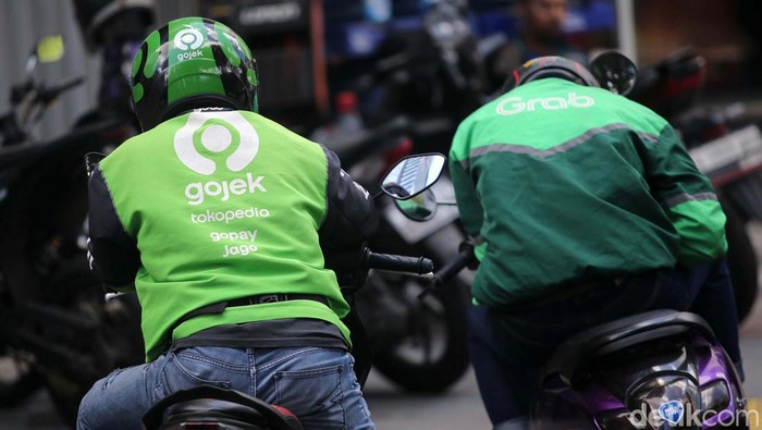 Ojol Tolak Merger Gojek-Grab: Ancaman PHK & Monopoli?