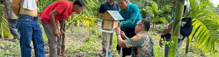 PTBA Berdayakan Warga Desa Embawang: Sukses Budidaya Madu Unggul