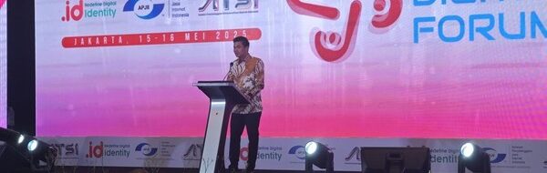 Pengguna Internet Indonesia: Naik Sedikit, Ini Penyebabnya!