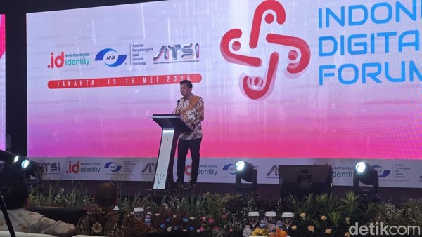 Pengguna Internet Indonesia: Naik Sedikit, Ini Penyebabnya!