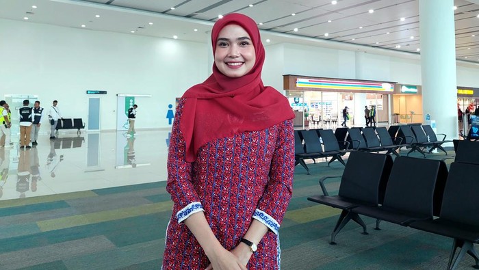 Pramugari Lion Air: Kisah Lucu Layani Jemaah Umroh, Ada yang Minta Jamu!