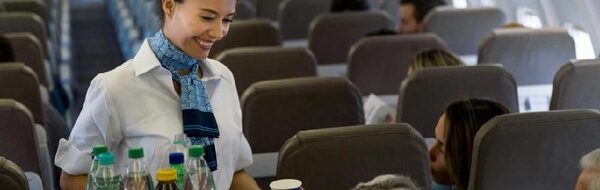 Rahasia Air Panas Pesawat: Pramugari Ungkap Fakta Mengejutkan, Jangan Minum!