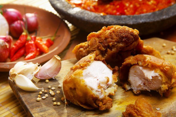 Rahasia Ayam Goreng Lezat: Nikmatnya Hangat, Bikin Nagih!