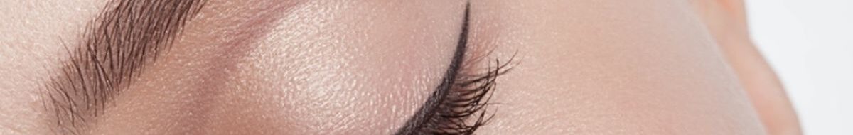 Rahasia Eyeliner Cair Sempurna: Hindari 5 Kesalahan Fatal Ini