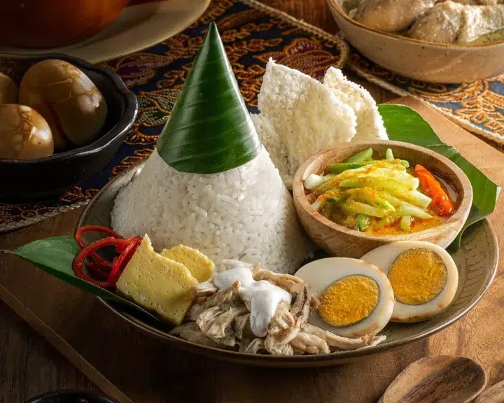 Rahasia Kuliner Tradisional Solo: Lestari di Era Digital