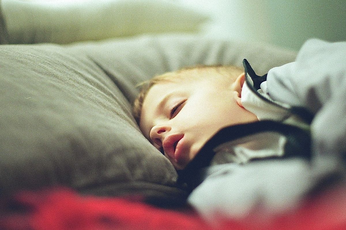 Rahasia Tidur Malam Nyenyak Bayi: Tidur Siang Penting?