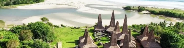 Ratenggaro Sumba: Wisatawan Kapok, Polisi Turun Tangan?
