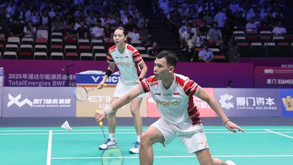 Rinov/Gloria Takluk, Indonesia Terpukul Piala Sudirman 2025