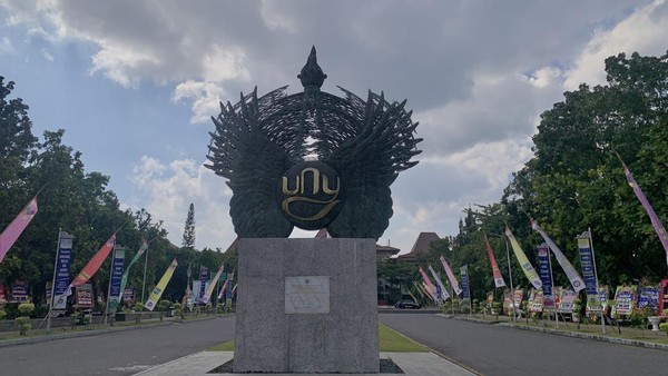 Seleksi Mandiri UNY 2025: 4 Jalur Terbuka, Daftar Sekarang!