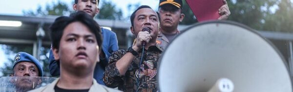 Strategi Pemerintah Hadapi Krisis PHK: Solusi Terbaru Terungkap