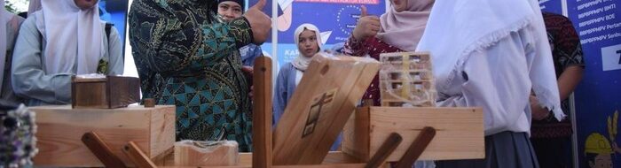 Sukses SMK: Gotong Royong Raih Prestasi dan Masa Depan Cerah