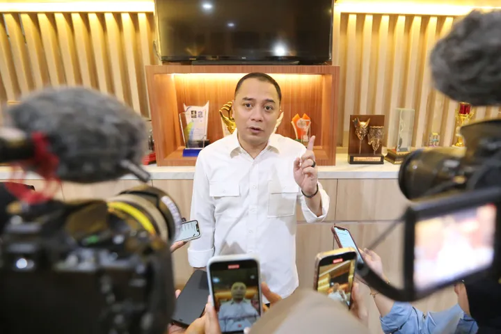 Sulap Anak Nakal Jadi Juara? Rahasia Wali Kota Eri Cahyadi