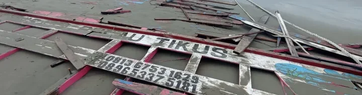 Tragedi Kapal Wisata Tiga Putra: 7 Tewas Terjang Badai Berkas