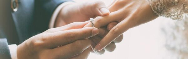 Ucapan Selamat Menikah Menyentuh Hati: 50+ Doa & Kata Mutiara