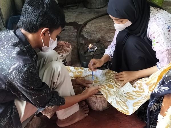 Uji Pengetahuanmu: Seberapa Ahli Kamu Mengenai Batik Indonesia?